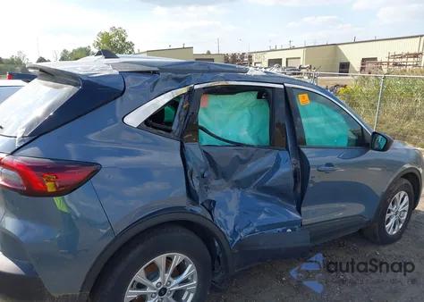 2023 Ford Escape Active z USA, uszkodzony, nr VIN 1FMCU9GN6PUA60886